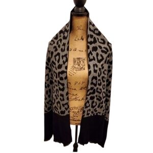 Pretty Persuasions Warm comfy super soft leopard‎ print fringed scarf wrap New